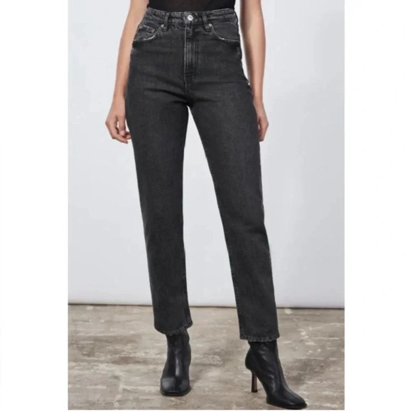 ZARA The 90’s Mom Fit High-Rise Slim Leg Jeans - Picture 4 of 10